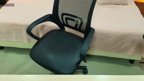 Milena  online show from 02.19.25