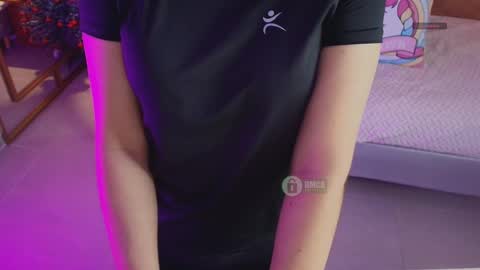 Milena  online show from 12.15.25