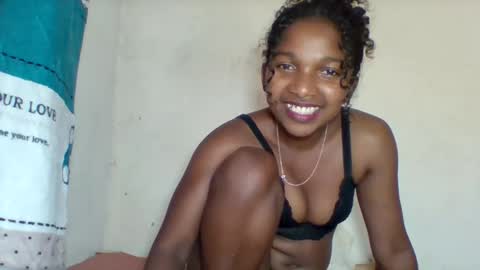 mila_lunah online show from 03.27.26