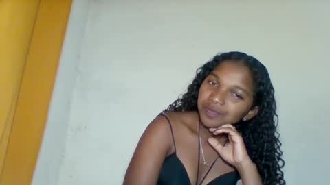 mila_lunah online show from 04.12.26