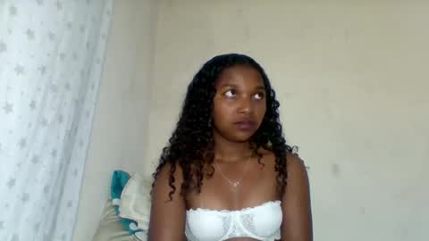 mila_lunah online show from 04.29.26