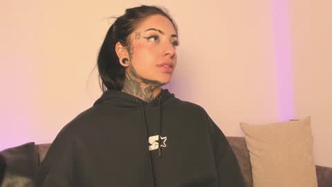     online show from 01.17.25