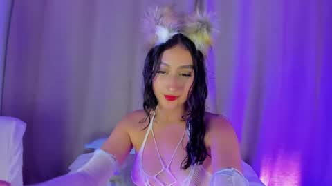 Snapshot of mila_noir chatting on 06.26.26 Camila online show from 06.26.26