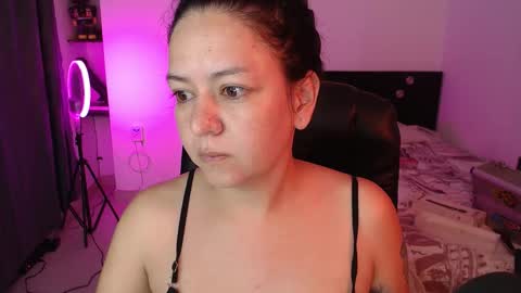 mila_phoenix online show from 10.23.25