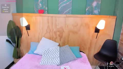 Mila and samy online show from 11.04.25