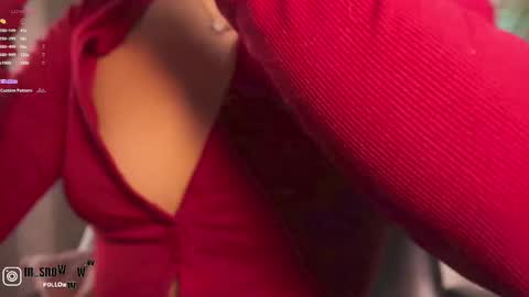 Snapshot of mila_snoow chatting on 10.06.25 M I L A  online show from 10.06.25