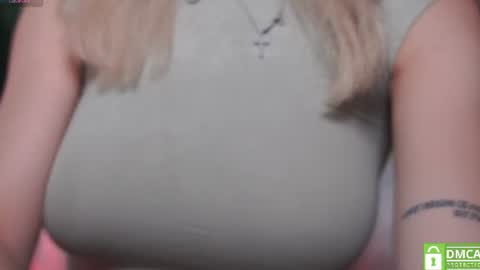 Snapshot of milabunny_ chatting on 07.24.26 Mila and u can call me sweet bunny online show from 07.24.26