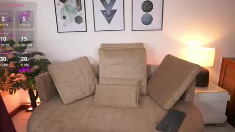 milacrave online show from 09.25.25