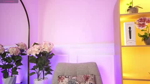 milacrave online show from 03.09.26