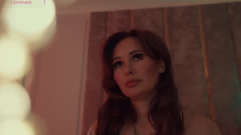        online show from 10.04.25