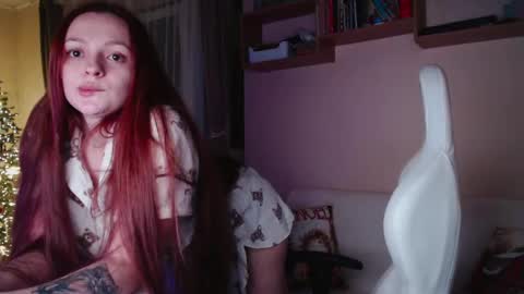 Snapshot of milafmars chatting on 01.11.25 Milana online show from 01.11.25