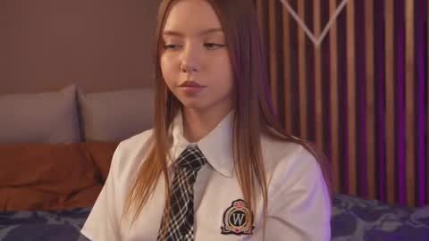 Mila online show from 02.08.26