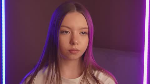 Mila online show from 02.10.26