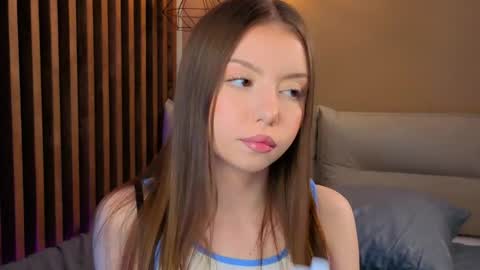 Mila online show from 05.08.26