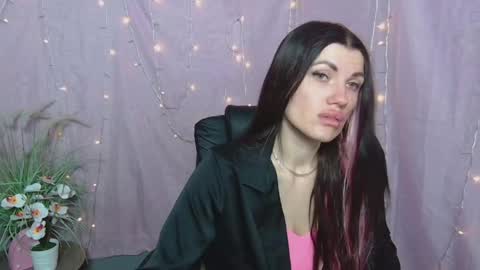 Milaloona online show from 04.22.26