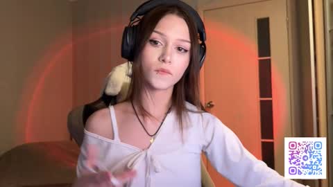 Snapshot of milamiuu chatting on 03.06.26 milamiuu online show from 03.06.26