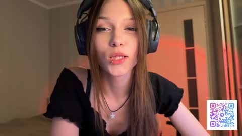 Snapshot of milamiuu chatting on 03.08.26 milamiuu online show from 03.08.26