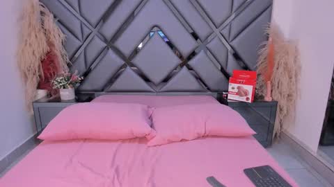 milan_lewiss online show from 09.11.25