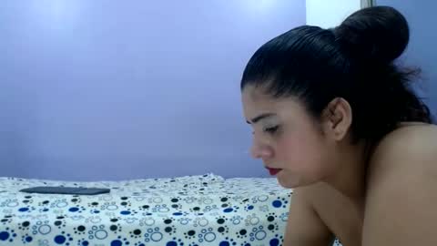 milan and sofia online show from 12.20.25