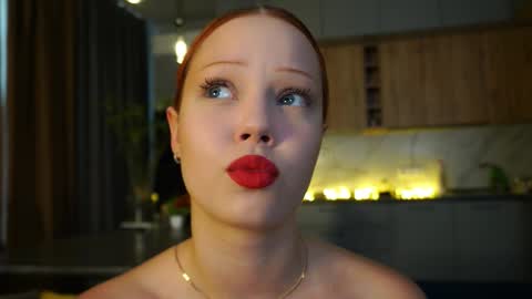 Snapshot of milana_sins chatting on 09.25.25 Remy online show from 09.25.25