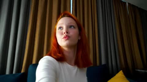 Snapshot of milana_sins chatting on 10.02.25 Remy online show from 10.02.25