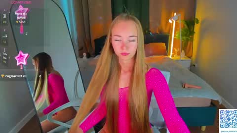 Snapshot of milana_sorrento chatting on 06.01.26 Milana online show from 06.01.26