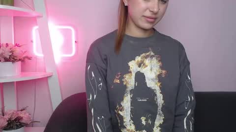 milanaangelas online show from 09.29.25