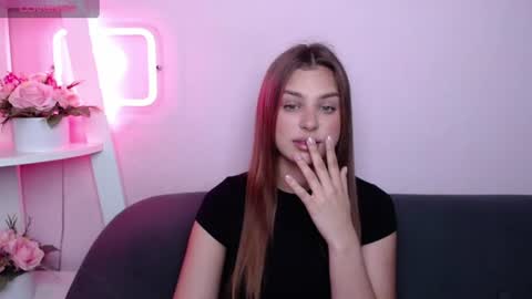 milanaangelas online show from 06.20.26