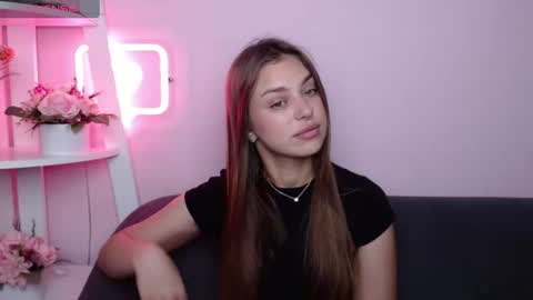 milanaangelas online show from 06.25.26