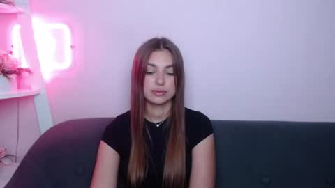 milanaangelas online show from 07.10.26
