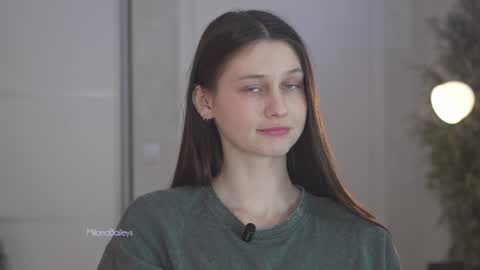 Milana   online show from 01.26.25