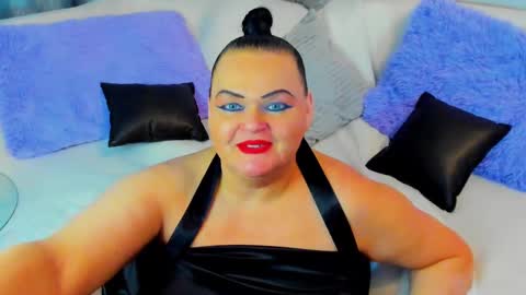 Snapshot of milanabiegert chatting on 02.23.25 Lana online show from 02.23.25