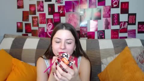 milanaroz online show from 02.07.25