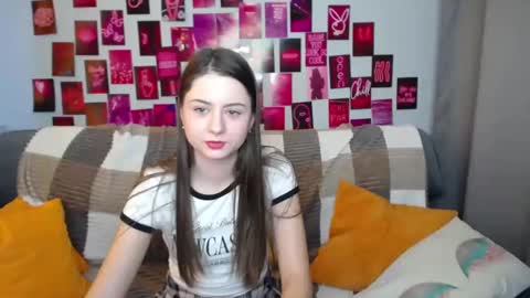 milanaroz online show from 02.27.25