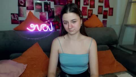 milanaroz online show from 11.08.25