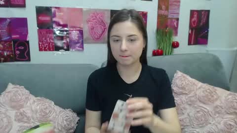 milanaroz online show from 04.26.26