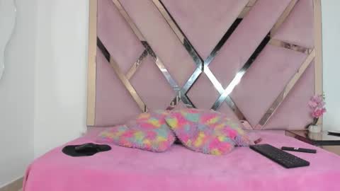 milanx2 online show from 10.25.25