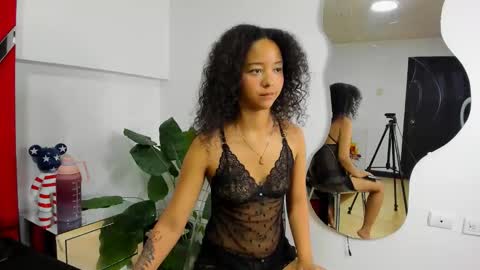 milanx2 online show from 11.10.25