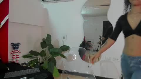 milanx2 online show from 12.05.25