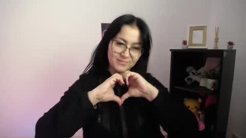 Snapshot of milania_milaa chatting on 10.22.25 milania_milaa online show from 10.22.25