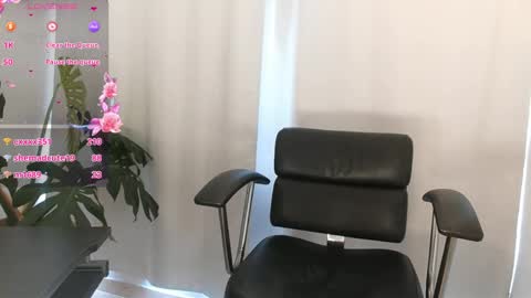 MILAN SANTANA online show from 02.20.25