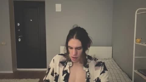 Mila online show from 05.02.26