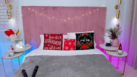 Snapshot of milavox chatting on 12.24.24 Mia online show from 12.24.24