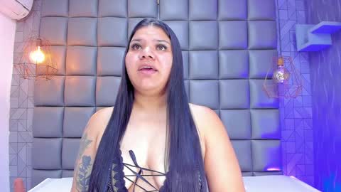 Snapshot of mile_u chatting on 02.01.25 Milena online show from 02.01.25