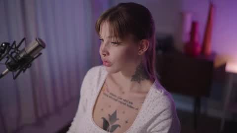 Snapshot of mileeena chatting on 03.05.25 M Telegram mamagotachannel online show from 03.05.25