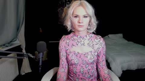 Snapshot of milena_marshmallows chatting on 12.01.24 Milena online show from 12.01.24