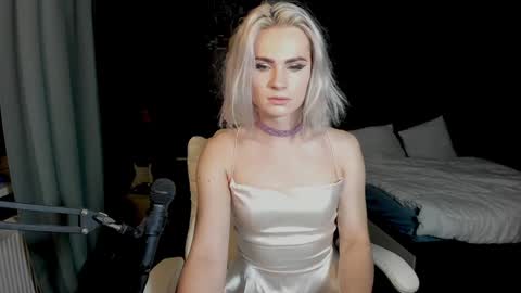 Snapshot of milena_marshmallows chatting on 12.13.24 Milena online show from 12.13.24