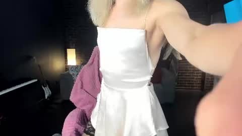 Milena online show from 07.04.26