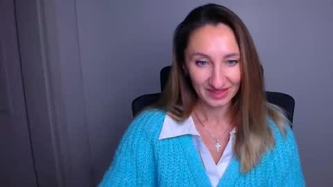 Milena online show from 12.19.25