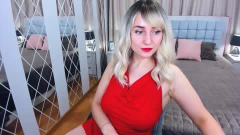 MilenaDaisy online show from 02.13.26